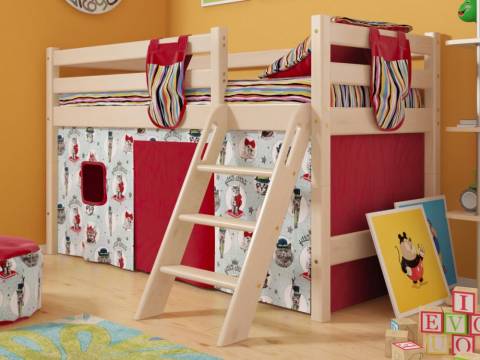 Низкая кровать Соня с наклонной лестницей